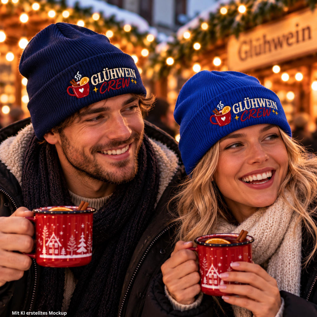 Glühwein Crew Beanie bestickt | Weihnachtsmütze Unisex | Wintermütze | Geschenk für Weihnachtsmarkt Fans | Glühwein Geschenk